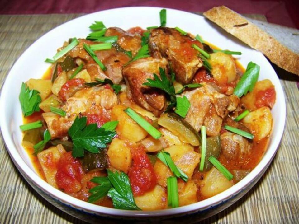 stew with vegetables to effect